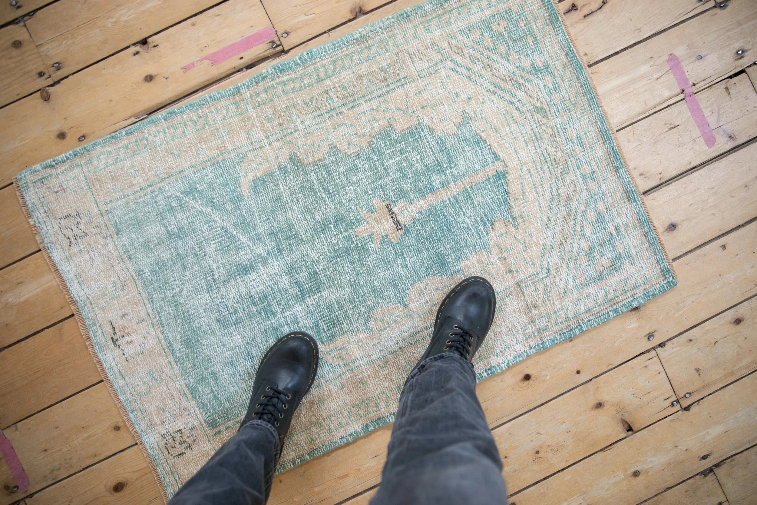 2.5x3.5 Vintage Distressed Oushak Rug