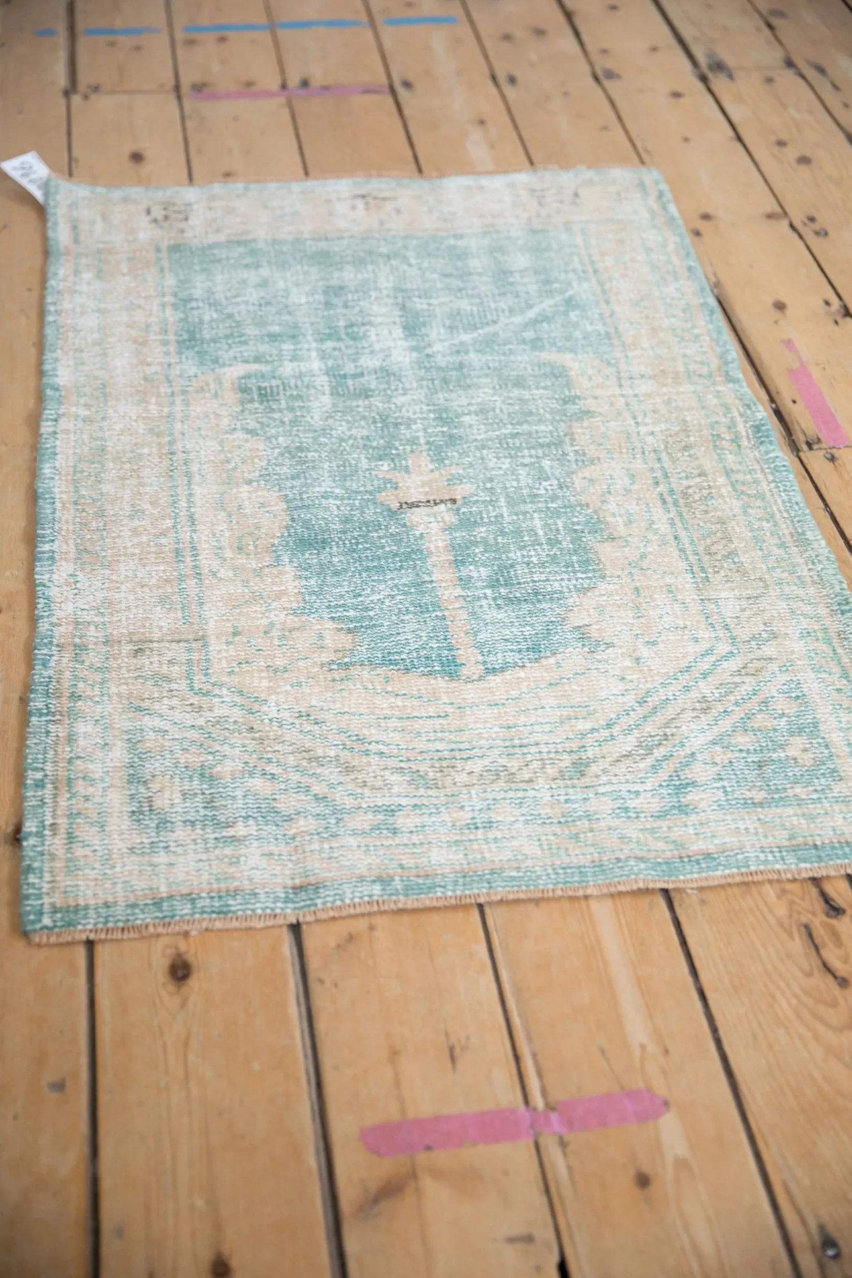 2.5x3.5 Vintage Distressed Oushak Rug