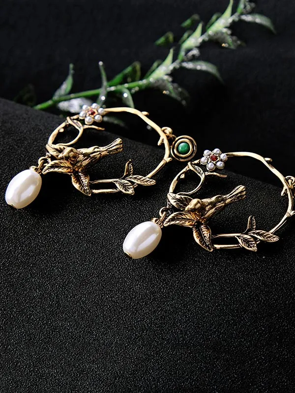 Elegant Bird Pattern Earrings
