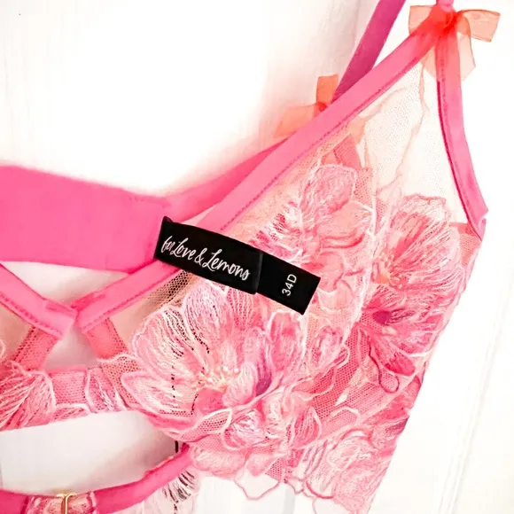 For Love and Lemons Hibiscus Embroidery Underwire Bra