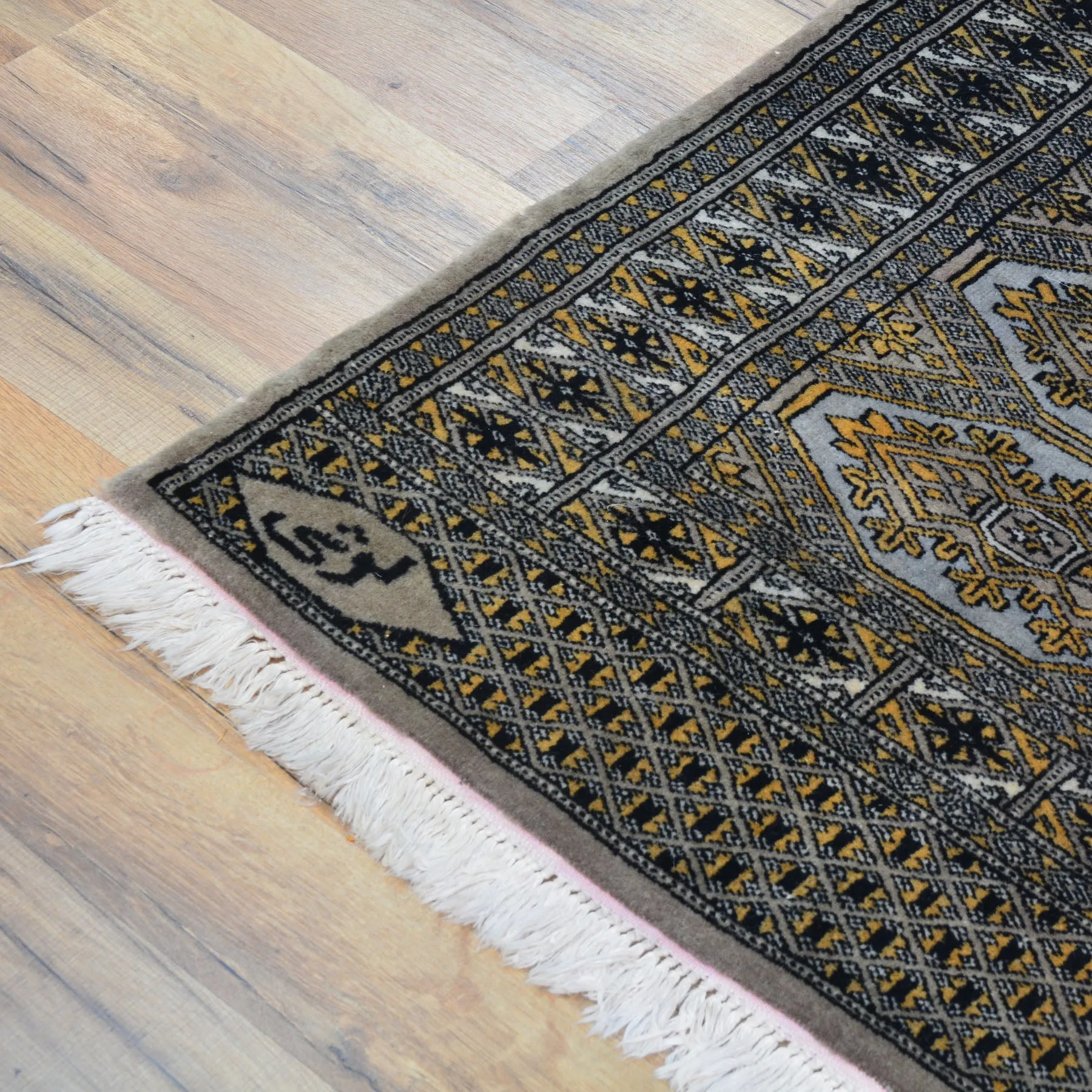 Hand-Knotted Tribal Bokhara Jaldar Handmade 100% Wool Rug (Size 3.2 X 5.0) Cwral-10515