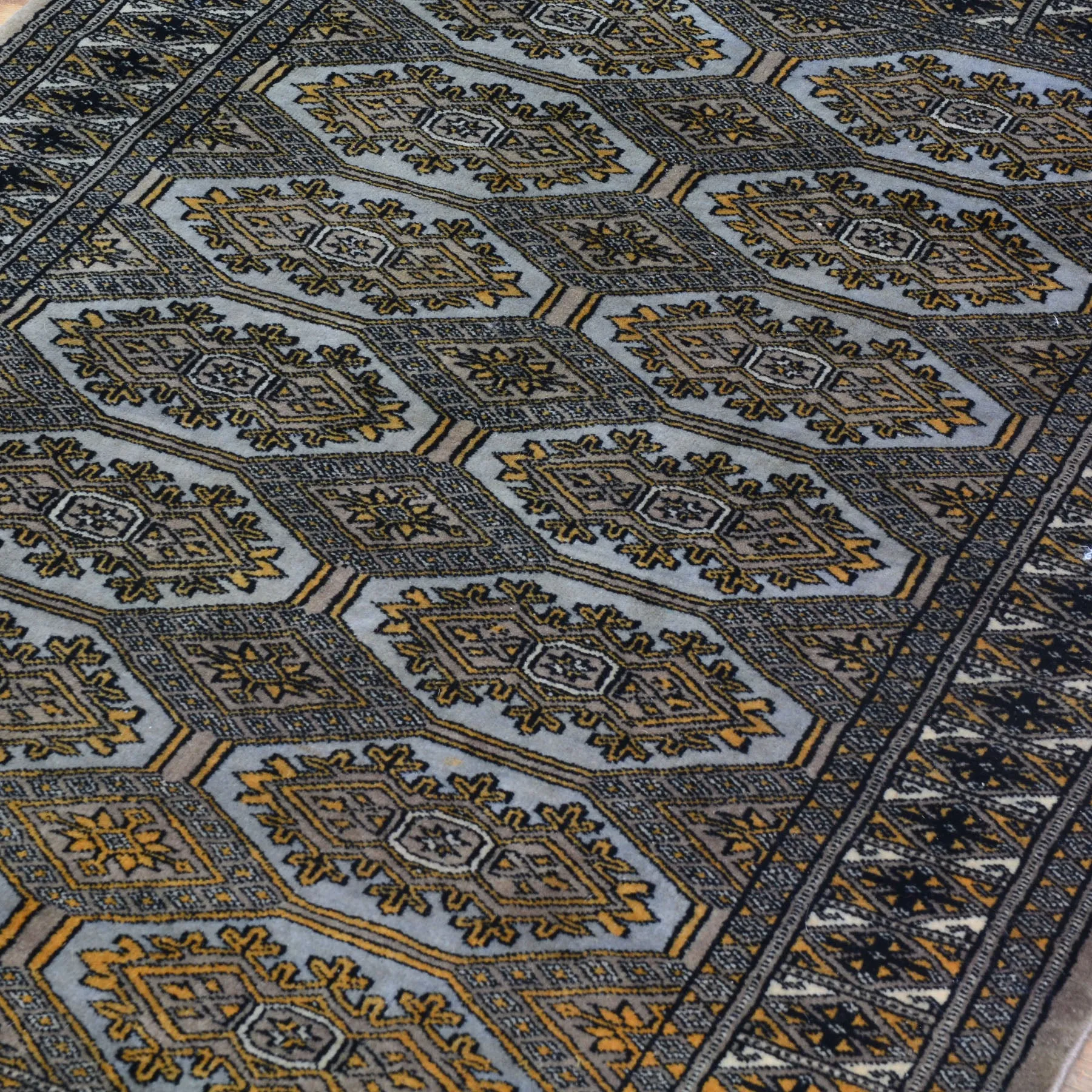 Hand-Knotted Tribal Bokhara Jaldar Handmade 100% Wool Rug (Size 3.2 X 5.0) Cwral-10515