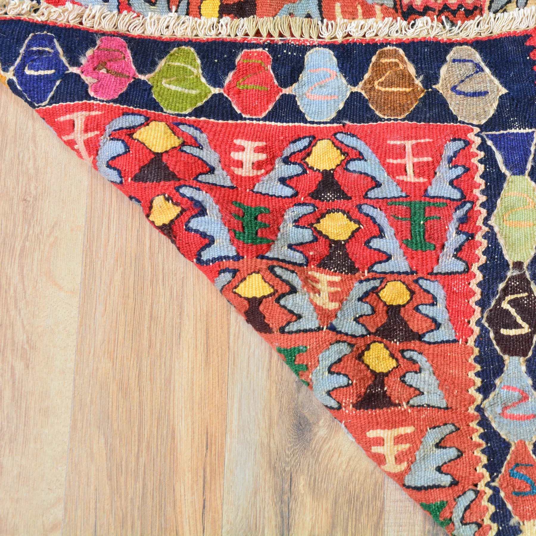 Hand-Woven Persian Sennah Kilim Geometric Design Wool Rug (Size 3.11 X 4.11) Cwral-7722