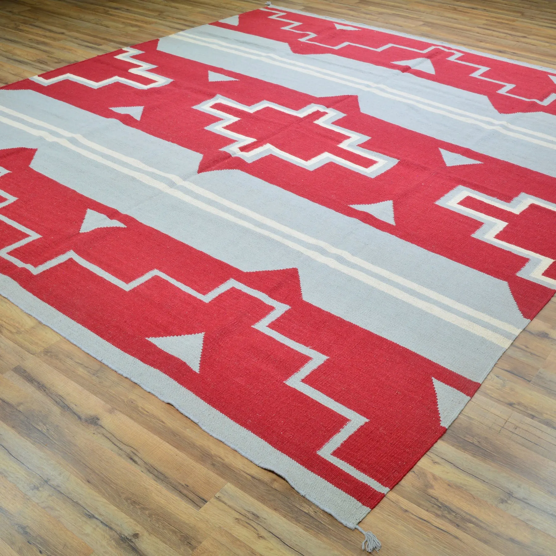 Hand-Woven Reversible Southwestern Design Handmade Wool Kilim (Size 8.7 X 10.0) Cwral-10308
