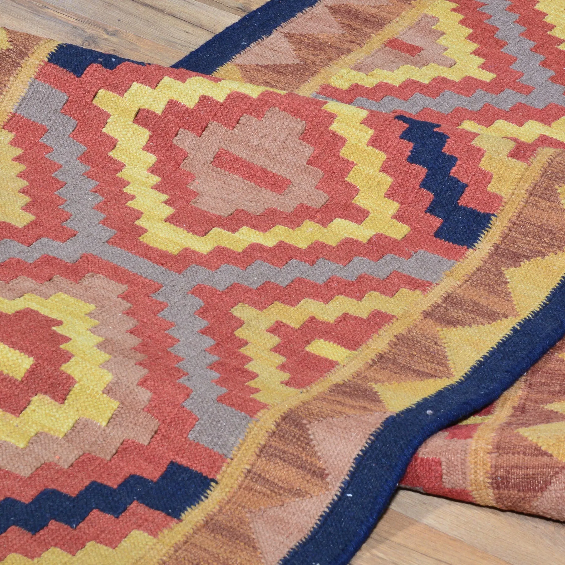 Hand-Woven Southwestern Design Handmade 100% Wool Rug (Size 2.7 X 11.3) Cwral-5082