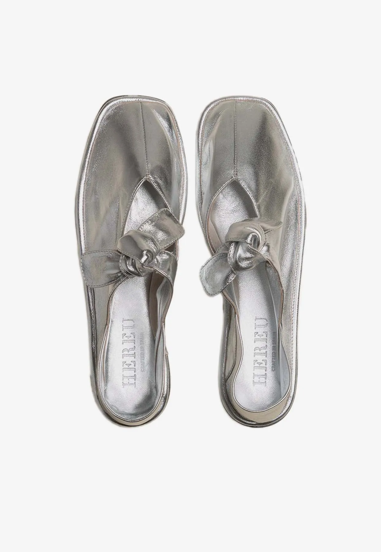 Llasada Metallic Leather Flats