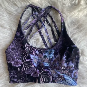 Lululemon Free To Be Moved Bra Women’s Size 6 Memoir Multi Purple