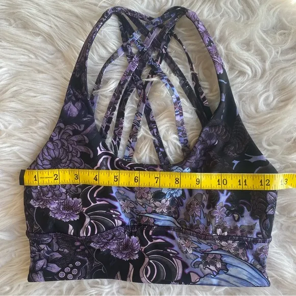 Lululemon Free To Be Moved Bra Women’s Size 6 Memoir Multi Purple