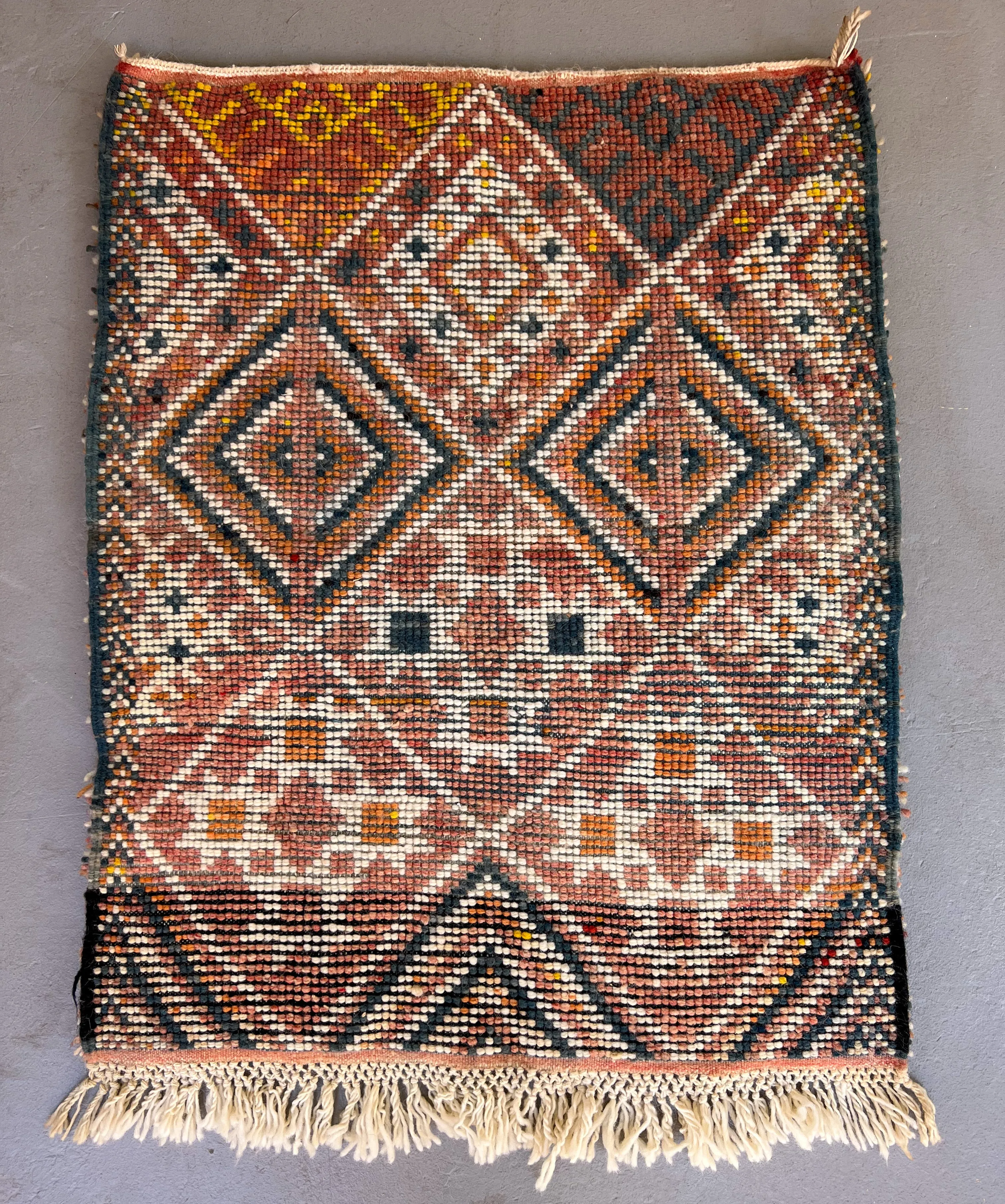 Marmoucha's Coral Hand-Knot