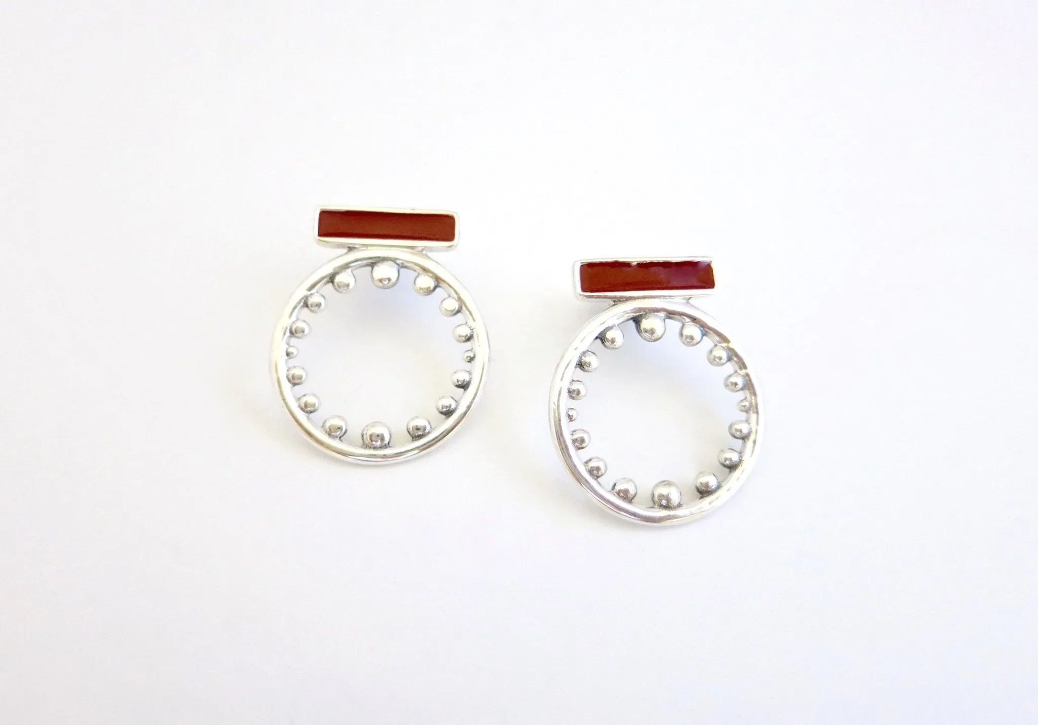 MOSI round enamel earrings