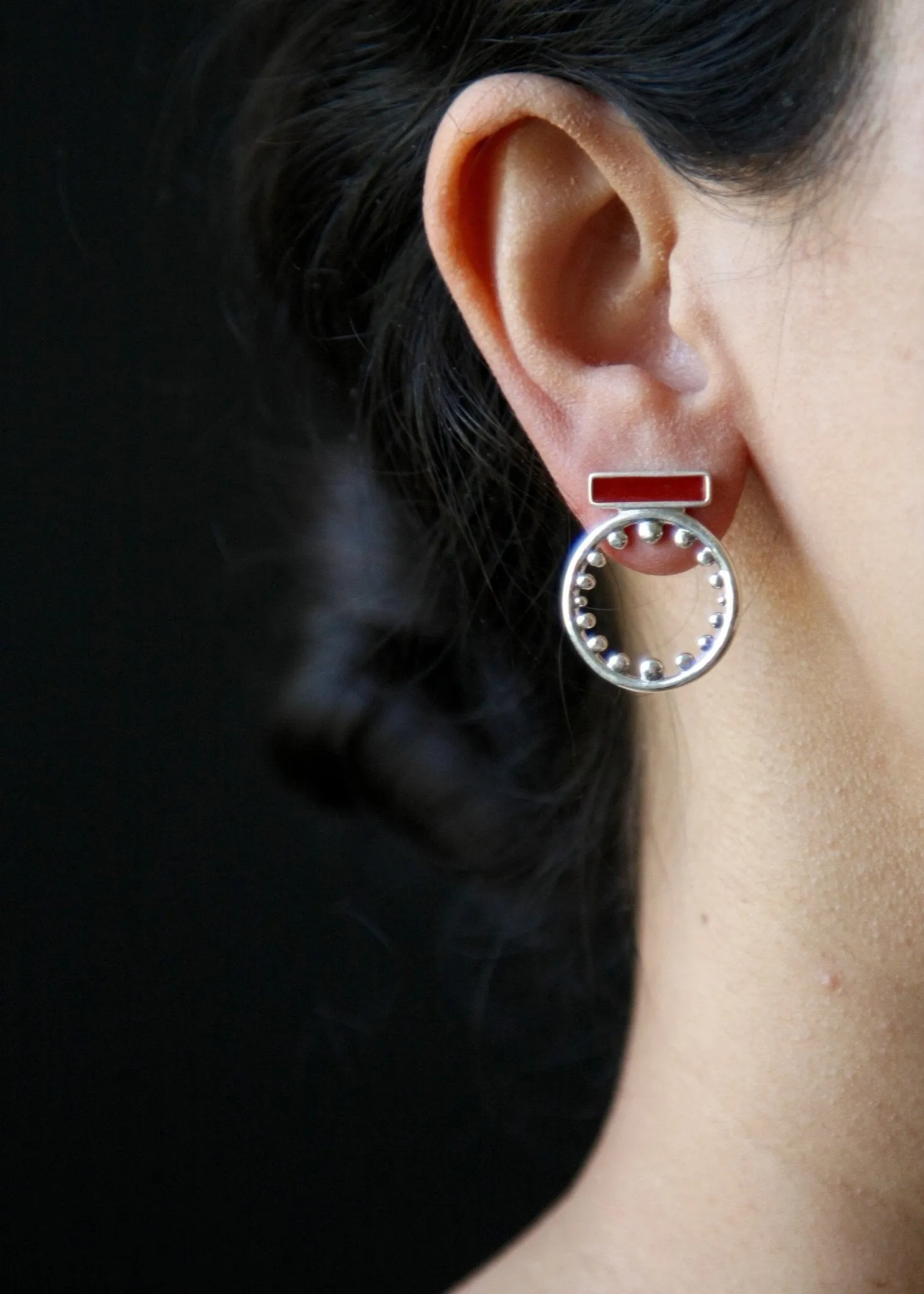MOSI round enamel earrings