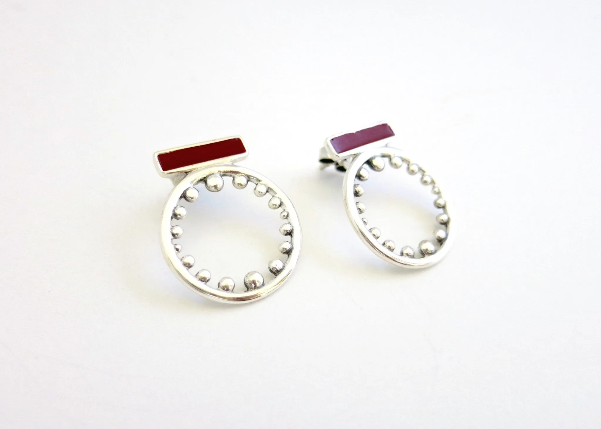 MOSI round enamel earrings