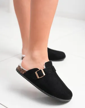 Mules femme noires en suédine fourrée avec boucle dorée