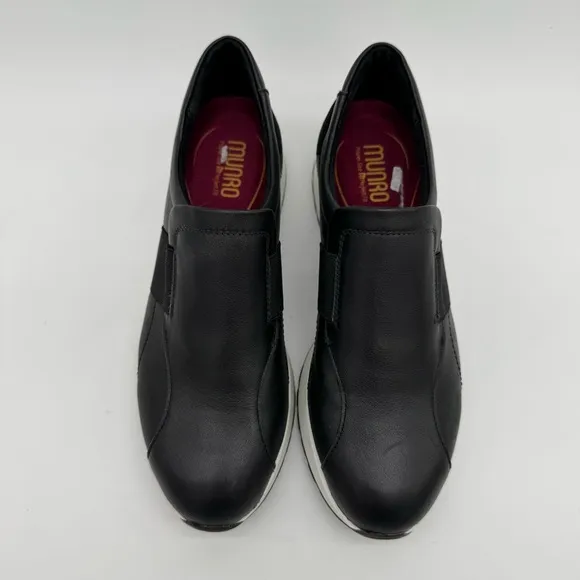 Munro Laurel Black Leather Slip On Sneaker Size 7.5 N