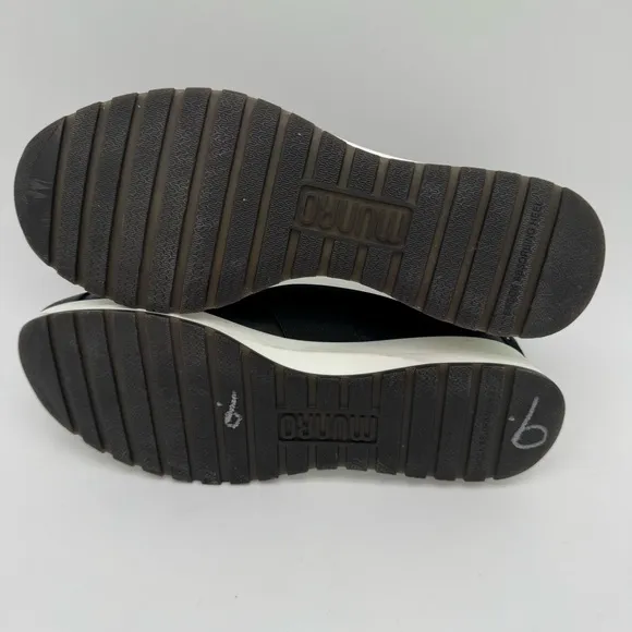 Munro Laurel Black Leather Slip On Sneaker Size 7.5 N