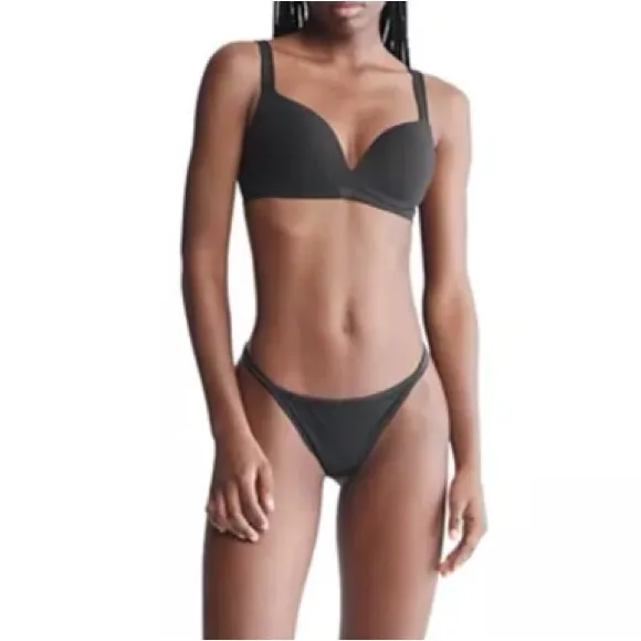 NWT Calvin Klein Bra