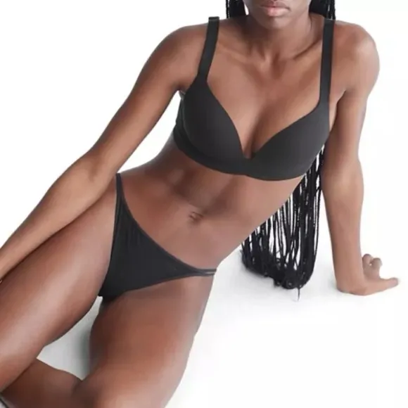 NWT Calvin Klein Bra