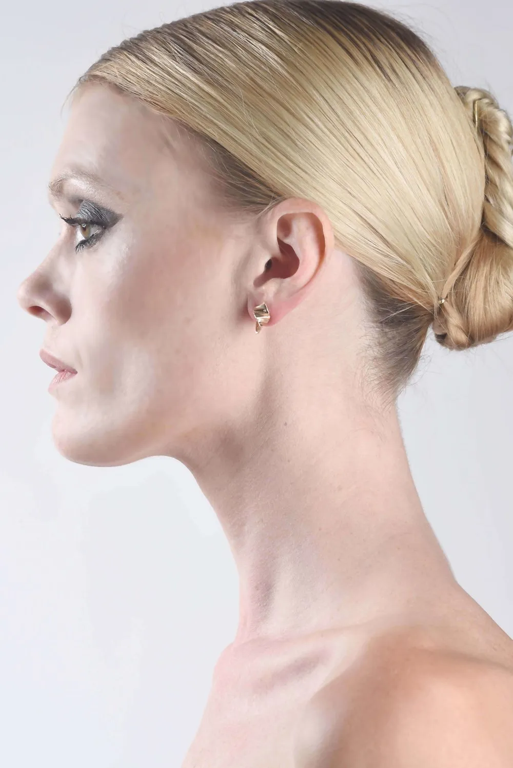 Onda Curl Earring