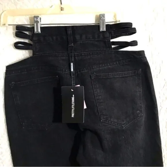 PrettyLittleThing NWT Cut-Out Strappy Jeans Size 4