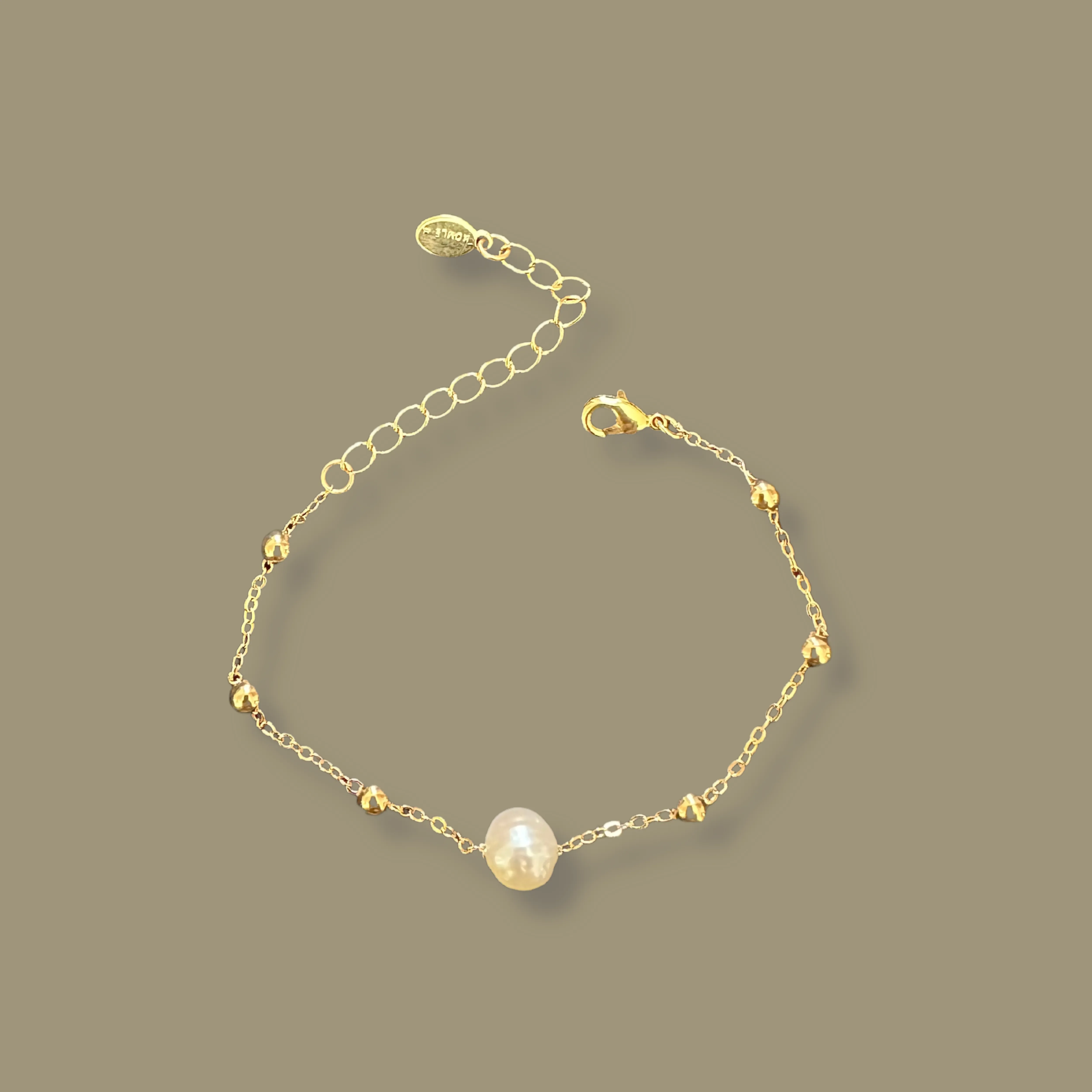 Single Pearl Bracelet, Freshwater Natural Pearl Bracelet, Bridesmaids Gift, Minimalist Pearl Gold Chain Bracelet, Gift For Her, Gift For Mom