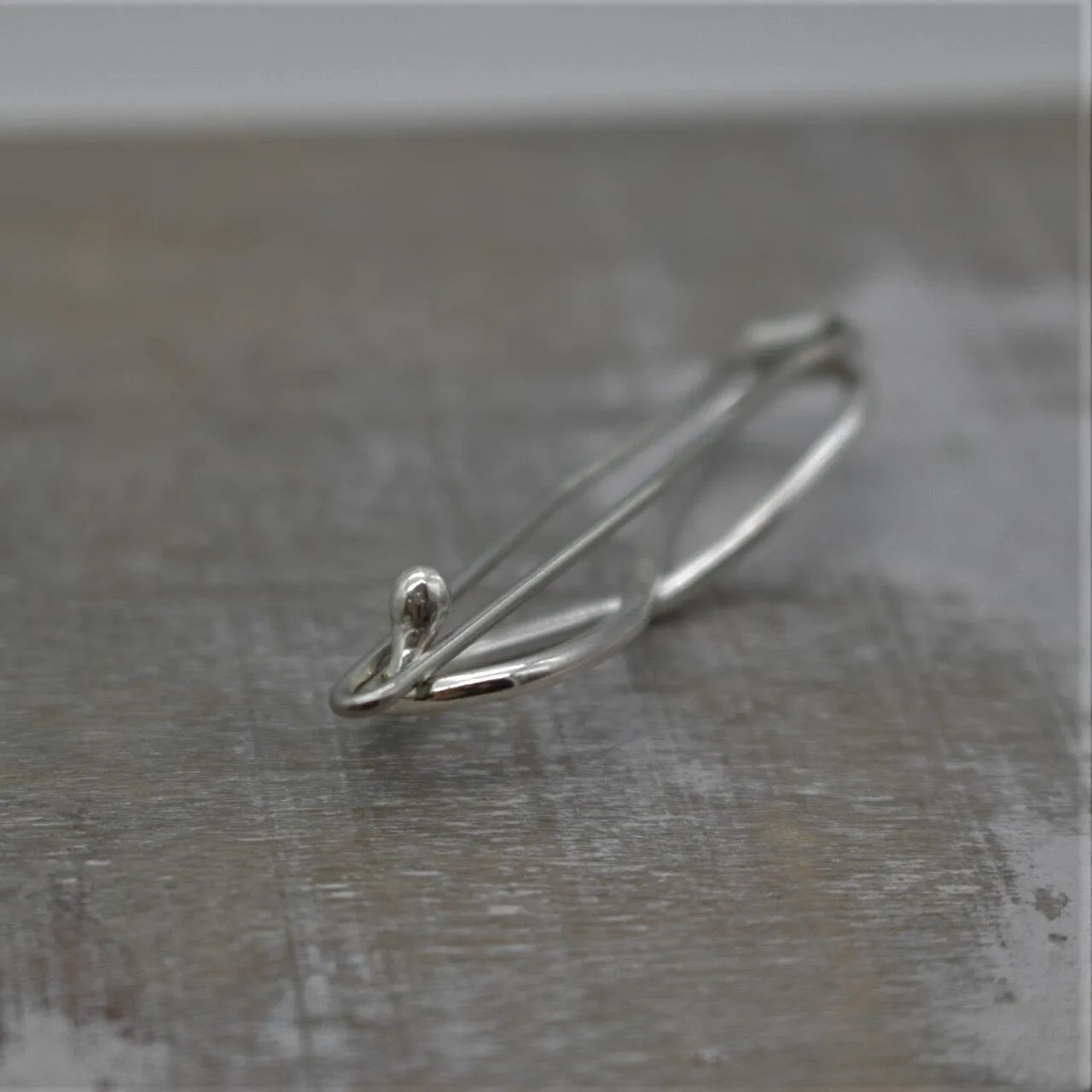 Small infinity barrette