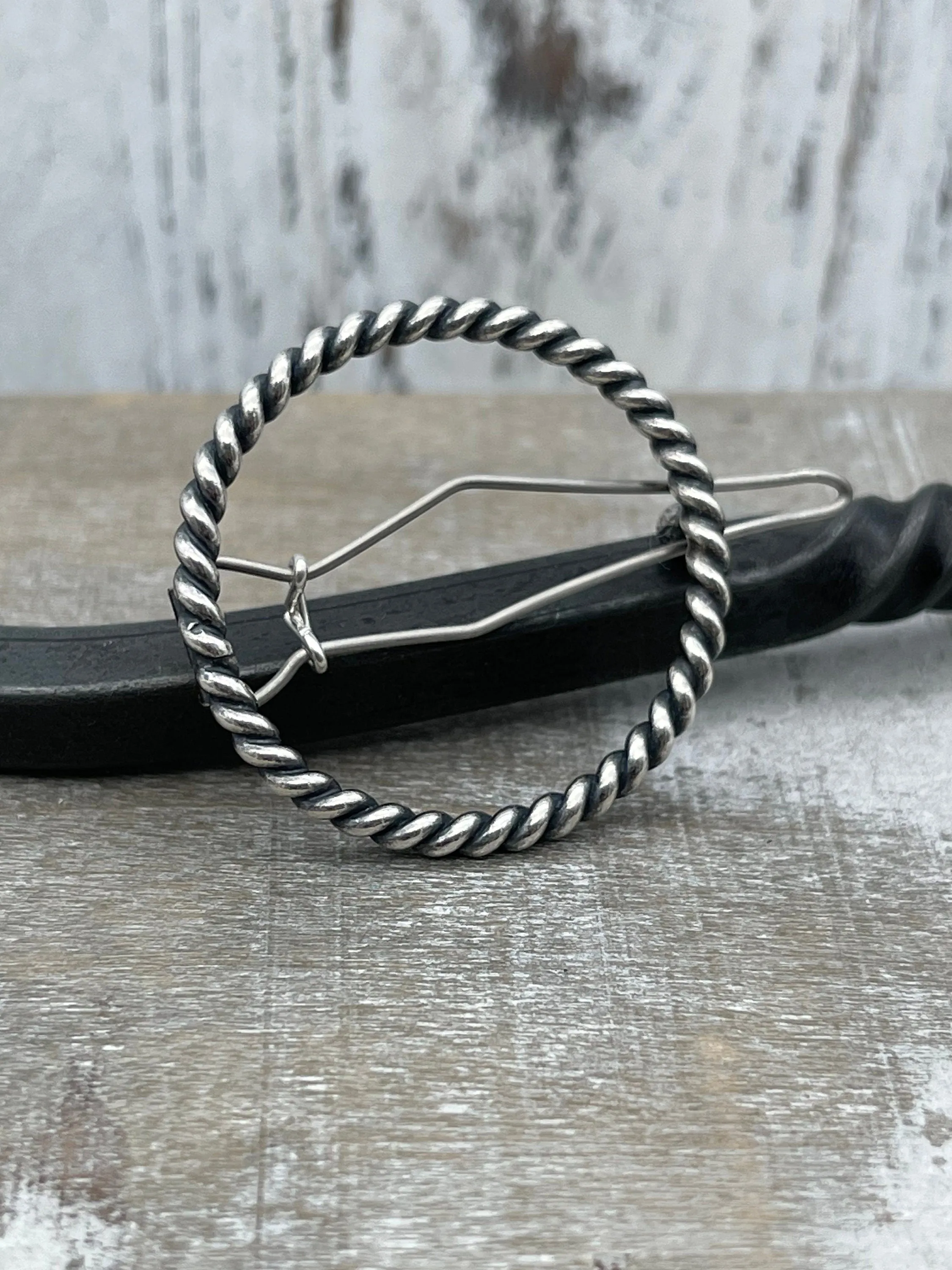 Small Silver twisted barrette