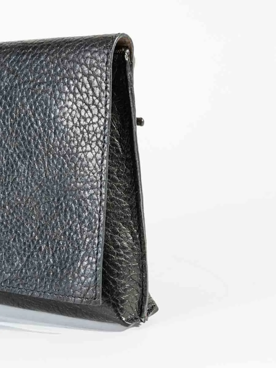 strappy foldover - black grained