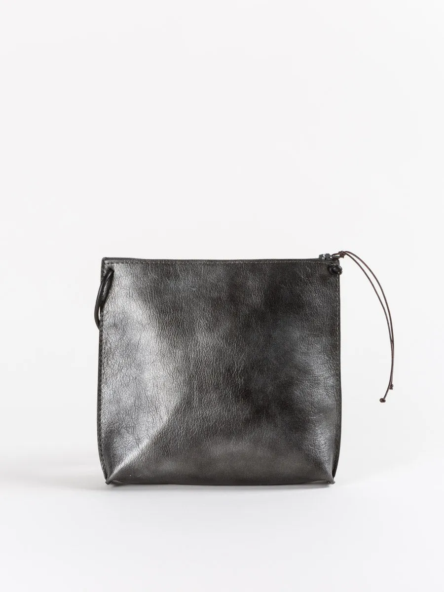 strappy pouch - french goat zinc