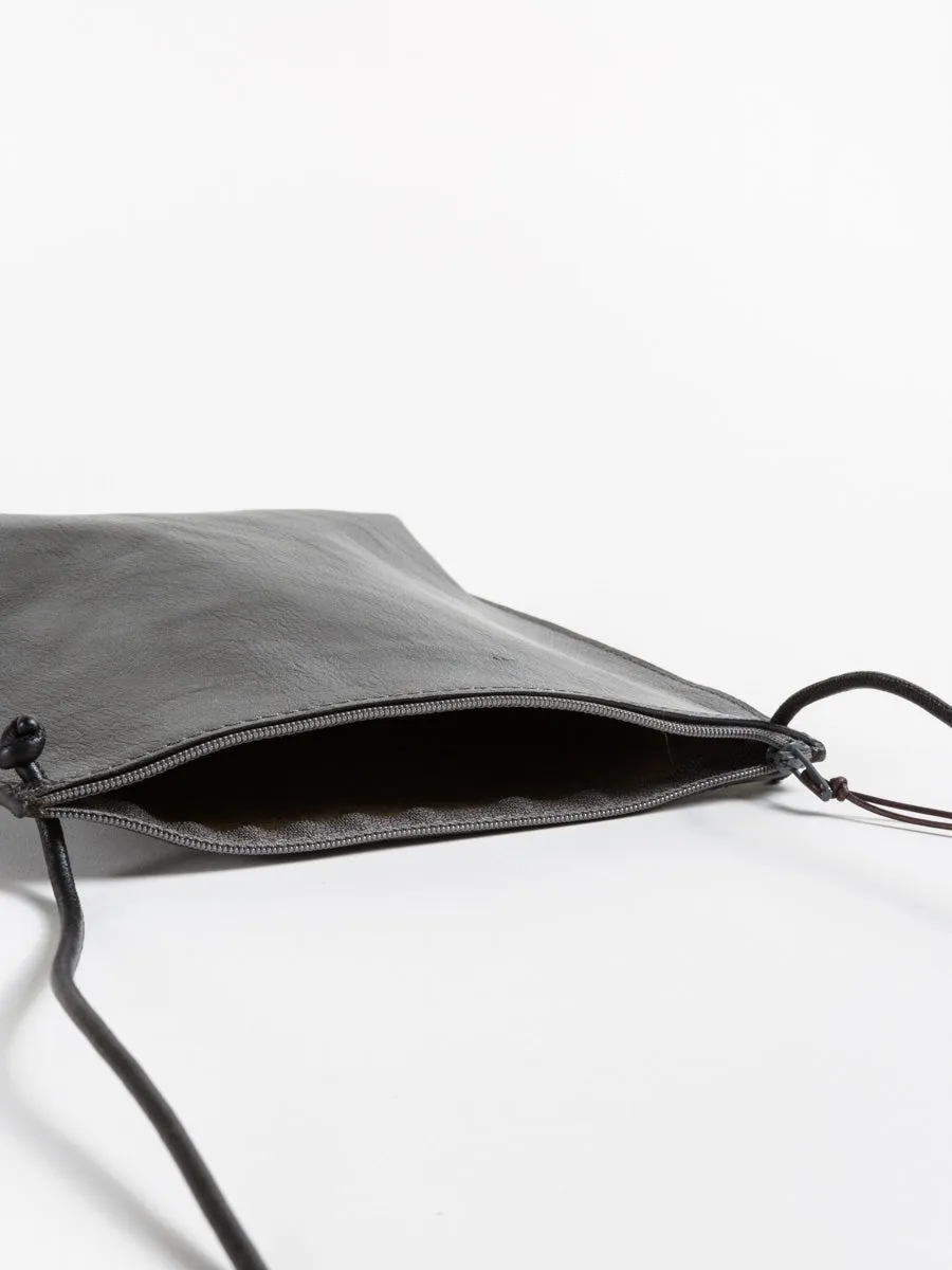 strappy pouch - french goat zinc