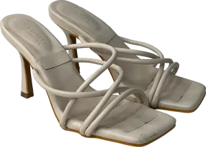 studio by charlotte Cream Strappy Heeled Mule UK 5 EU 38 👠