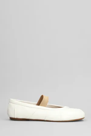 Tabi Ballet flats in beige leather
