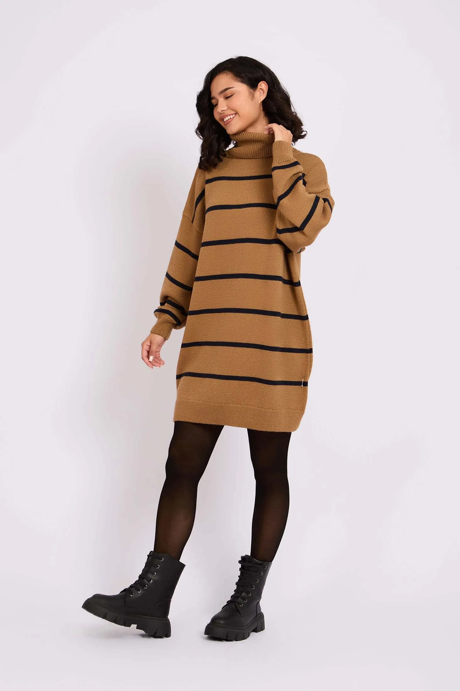 Women Pullover  High Neck Multicolor